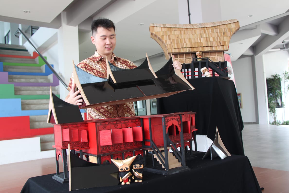 NEKA, Mainan Bongkar Pasang Berbasis Budaya Karya Mahasiswa Ubaya