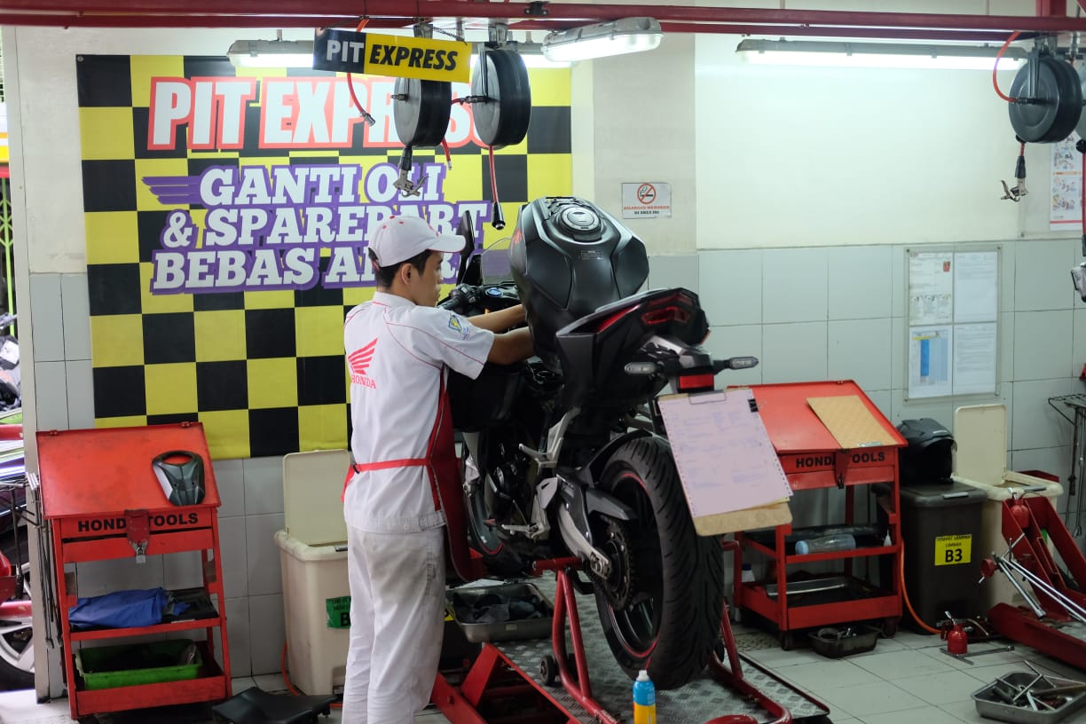 Beri Layanan Terbaik, Bengkel AHASS Kembali Raih Service Quality Award