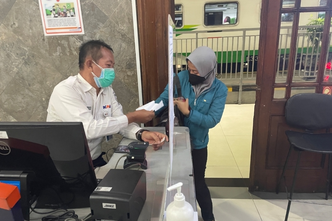 Syarat Pengguna Jasa Kereta Api Minimal Vaksin Covid-19 Dosis Pertama