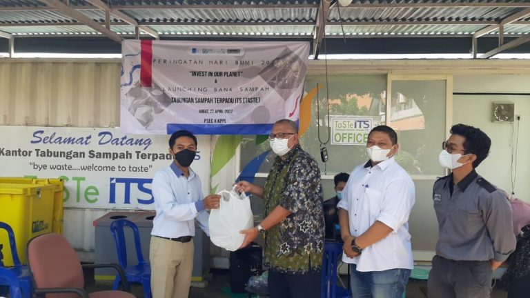 Serah-terima-sampah-1024x576
