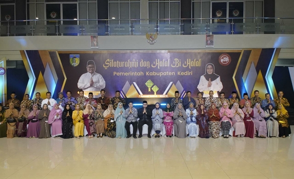 Mas Dhito Ingatkan Jajarannya Rutin Laporkan Kinerja dan Atasi Masalah   