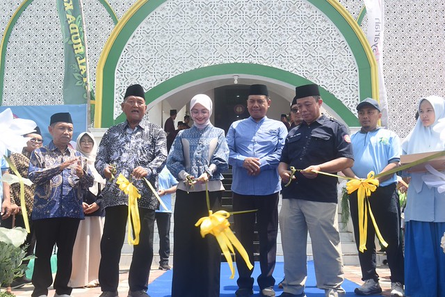 Mbak Wali Resmikan Gedung MA Al Huda Kediri, Ajak Semua Pihak Tingkatkan Kualitas Pendidikan