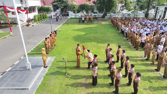 Mbak Wali Lepas Rombongan Pramuka Garuda, Ini Pesannya