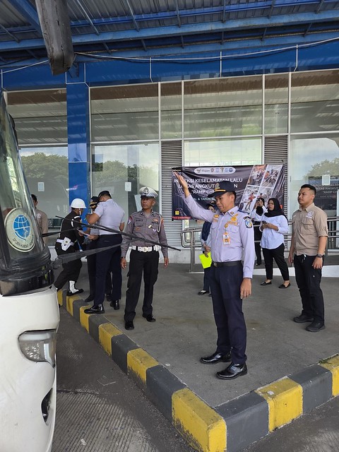 Menjelang Nataru, Pemkot Kediri dan Lintas Instansi Lakukan Ramp Check Kendaraan di Terminal Tamanan